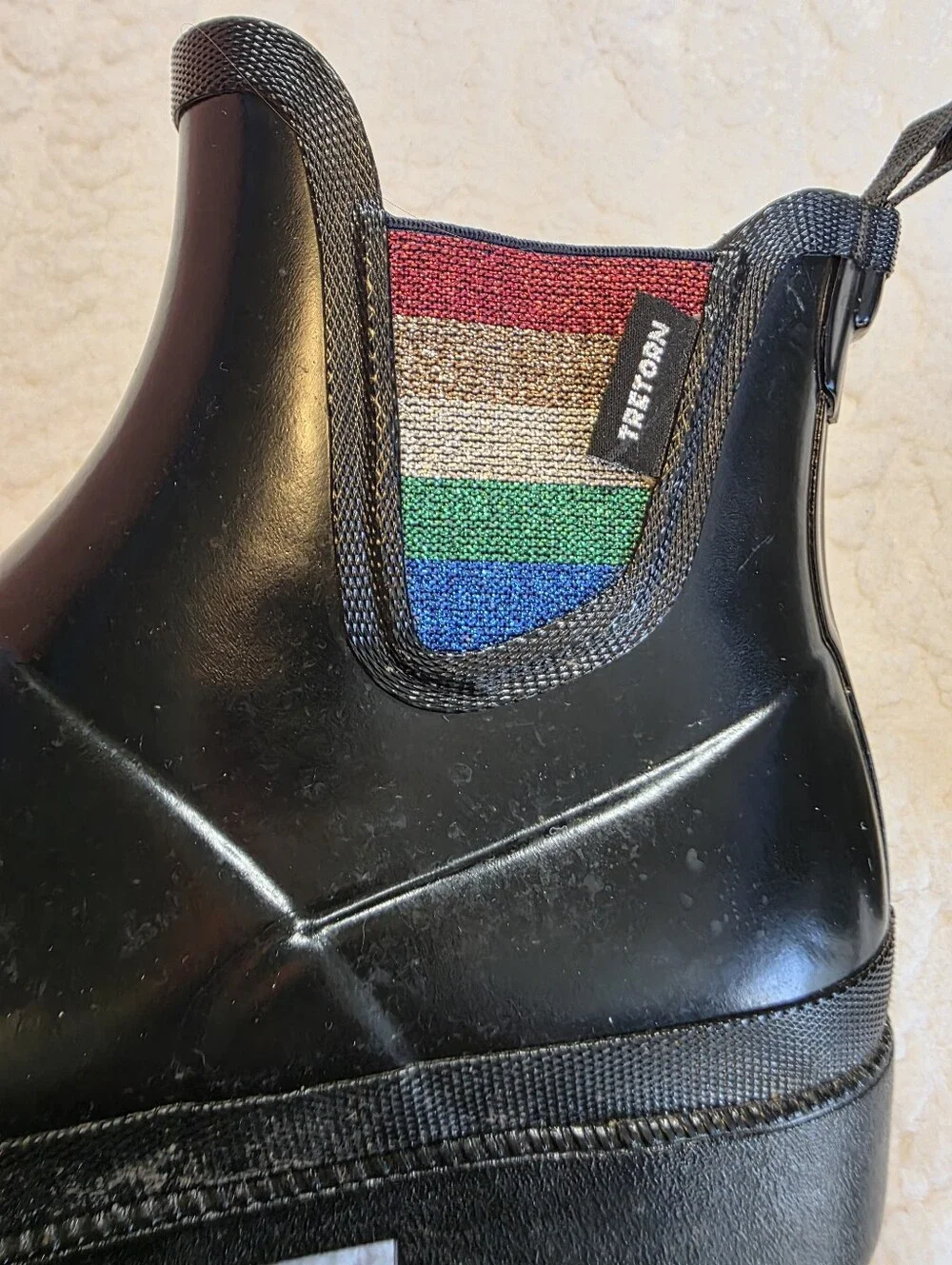 Tretorn black chelsea